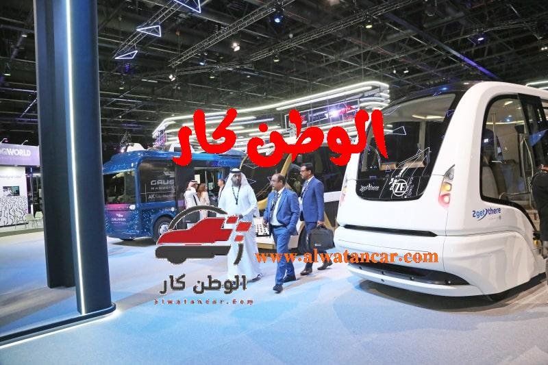 أعلن عادل شاكري الذي يعتبر مدير إدارة التخطيط وإدارة الأعمال بمؤسسة المواصلات العامة في هيئة الطرق والمواصلات عن حافلات ذاتية القيادة سوف توضع في مسارات محددة في دبي وما يطُلق عليها رحلة الميل الأول والأخير حافلات ذاتية القيادة