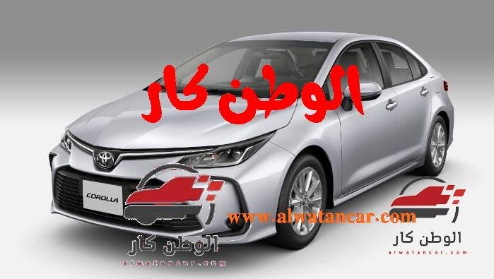 تتمتع السيارة تويوتا كورولا 2023 1.6L Comfort Plus+ بوجود كاميرا، ونظام تحكم للتسارع أثناء الانزلاقات، كما يوجد بها فتحة كهربائية بالسقف، وأيضا مرآة أوتوماتيكية خاصة للتعتيم، ودواسات خلائطية ومقود للضبط الأوتوماتيكي، أيضا يتوفر بالسيارة ستارة من الخلف إلكترونية، ومساند أوتوماتيكية للرأس، وبها أيضا شبكة أمامية لتعطيها المظهر القوي، أيضا صممت السيارة بعتبة مصد أمامي تحميها من التصادمات. تويوتا كورولا 2023 1.6L Comfort Plus+