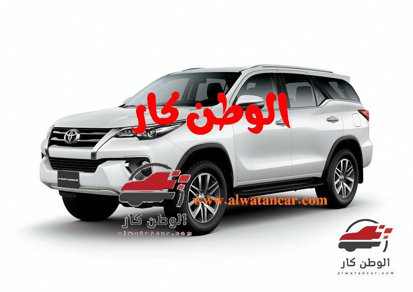 إن سيارة فورتشنر تعد سيارة كروس أوفر رياضية حيث تكون متعددة الاستخدامات، فهي من أكثر السيارات المنتشرة، حيث تتميز بقوة أداء كبير ويمكن الاعتماد عليها، بالإضافة إلى تصميمها الداخلي الذي يكون واسع ومريح، حيث تأتي السيارة بالكثير من المواصفات والمميزات. تويوتا فورتشنر 2022 2.7L Smart 4X2