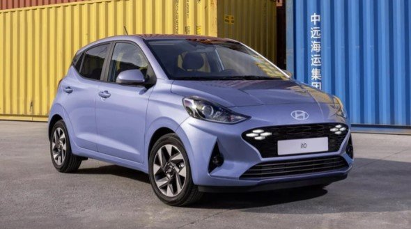 سنستعرض في هذا المقال تفصيلًا ارخص سيارة فى مصر ونلقي الضوء على مواصفاتها ومميزاتها، مع التركيز على كيفية اختيار الخيار الأمثل الذي يلبي احتياجات المستهلكين في ظل التحديات الاقتصادية الراهنة، حيث يعتبر قطاع السيارات من أهم وأبرز القطاعات الاقتصادية في مصر، حيث يشهد اهتمامًا كبيرًا من قبل الشركات المصنعة والمستهلكين على حدّ سواء، ويعتبر امتلاك سيارة وسيلة تنقل ضرورية للكثيرين، سواء للتنقل اليومي أو لأغراض العمل أو السفر، ومن هذا المنطلق، يثير موضوع ارخص سيارة فى مصر اهتمامًا كبيرًا، حيث يبحث الكثيرون عن الخيارات المتاحة التي تتناسب مع ميزانياتهم واحتياجاتهم المتنوعة. تتجاوز مفهوم الارتباط بالسعر الاعتبارات المادية فحسب، بل يمتد إلى مجموعة من العوامل الأخرى مثل الأداء، والكفاءة في استهلاك الوقود، ومتطلبات الصيانة، والتقنيات المدمجة، مما يجعل عملية اختيار السيارة المناسبة أمرًا يتطلب دراسة دقيقة ومعرفة شاملة.. ارخص سيارة فى مصر