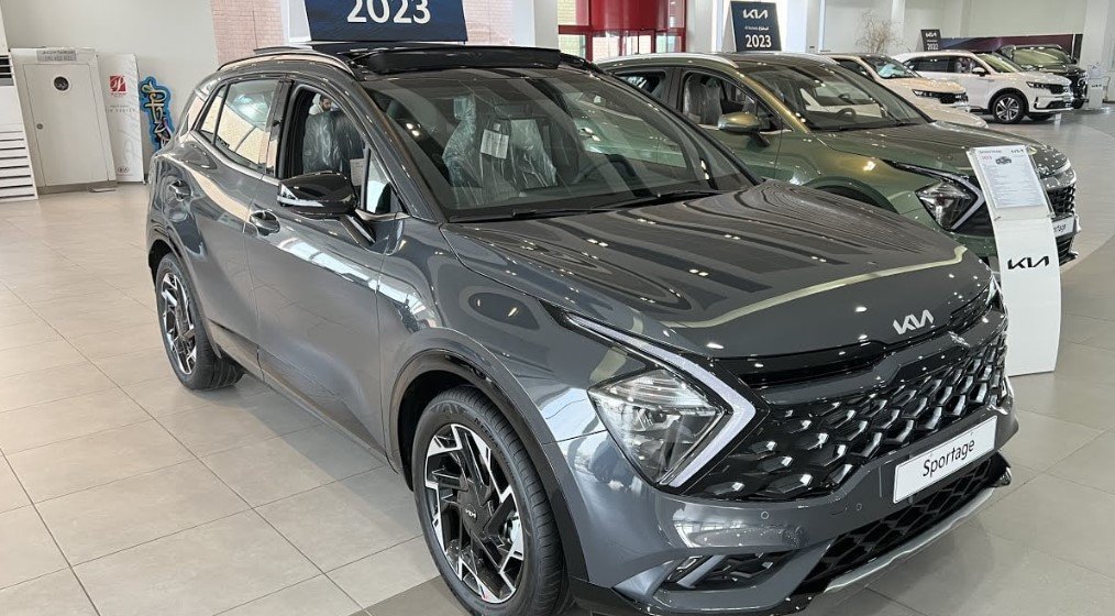 تتوفر كيا سبورتاج 2023 في مصر بخمس فئات وسعر سيارة سبورتاج 2023 مقسم كما يلي: سبورتاج 2023