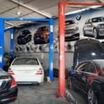 في هذا المقال، سنلقي نظرة على افضل مراكز صيانة السيارات في القاهرة بناءً على مجموعة من العوامل، بما في ذلك جودة الخدمة، والأسعار، وتنوع الخدمات المقدمة، تعد القاهرة واحدة من أكبر المدن في العالم ونتيجة لذلك، فهي موطن لعدد كبير من مراكز صيانة السيارات ومع ذلك، ليس كل هذه المراكز متساوية، فبعضها يقدم خدمة عالية الجودة وأسعار معقولة، بينما البعض الآخر يقدم خدمة رديئة وأسعار مرتفعة. صيانة السيارات في القاهرة