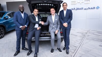شركة الفطيم للنقل الكهربائي و (Neo Mobility)توقعان شراكة استراتيجية لتسريع عملية شركة الفطيم للنقل الكهربائي و (Neo Mobility)توقعان شراكة استراتيجية