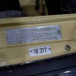 يعد العثور على الرقم التسلسلي للسيارة مهمًا للغاية لأنه يوفر معلومات هامة عن التاريخ والتفاصيل الفنية للسيارة. يمكن العثور على هذا الرقم في عدة مواقع مثل السيارة نفسها ووثائق السيارة. الرقم التسلسلي للسيارة