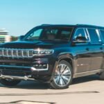 في السنوات الأخيرة، شهدت سيارات الدفع الرباعي الكاملة الحجم تزايداً ملحوظاً في شعبيتها وانتشارها على نطاق واسع في الأسواق العالمية، تمثل هذه الفئة من السيارات تقنية فائقة القدرة على التحمل والتكيف مع مختلف الظروف الطرقية، ما يجعلها خياراً مثالياً للأفراد والعائلات الباحثين عن التنقل الآمن والمريح في جميع الظروف الجوية والطرق المتعرجة. سيارات الدفع الرباعي الكاملة الحجم