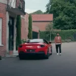 محمد صلاح ليس مجرد لاعب كرة قدم؛ إنه رمز للتميز والتفرد. من خلال اسطول سيارات محمد صلاح الفاخرة وخزانة ساعاته المبهرة، يعكس صلاح ذوقًا فريدًا وشخصية ملهمة، تظل اختياراته عنوانًا للأناقة والنجاح، وتثبت أن الطموح والعمل الجاد قادران على تحقيق كل الأحلام، بينما يواصل تألقه في الملاعب، يبقى محمد صلاح أيقونة عالمية تلهم الجميع بأن التميز يبدأ من الداخل وينعكس في كل تفاصيل الحياة. تخطت 68 مليون جنيه .. اسطول سيارات محمد صلاح