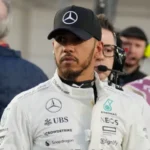 نهاية حقبة وإنطلاقة جديدة: وداع مؤثر بين هاميلتون وفريق مرسيدس في أبوظبي