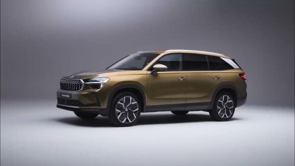 إذا كنت من مالكي سيارات سكودا في الشرقية وتبحث عن أفضل مركز صيانة سكودا بالشرقية، فقد وصلت إلى المكان الصحيح! في الوطن كار، سنستعرض لك عناوين وتليفونات مراكز صيانة سكودا في الشرقية، بالإضافة إلى خدمات فحص سيارات سكودا التي يقدمها كل مركز. سنتناول أيضًا فحص محرك سيارات سكودا وتكلفة الصيانة بشكل عام. هل تساءلت يومًا عن توكيل سكودا في مصر؟ ومن هو صاحب التوكيل؟ هل شركة سكودا ألمانية أم تشيكية؟ سنجيب على هذه الأسئلة وأكثر في هذا المقال الشامل عن سكودا في مصر. مركز صيانة سكودا بالشرقية