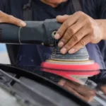 أفضل خدمات تلميع السيارات تعد خطوة أساسية لتحسين مظهر سيارتك وحمايتها من العوامل الخارجية. تلميع السيارة ليس مجرد عملية تجميلية، بل هو أيضًا وسيلة فعّالة للحفاظ على الطلاء وحمايته من التآكل والصدأ. تقدم العديد من الشركات خدمات متخصصة في تلميع السيارات باستخدام تقنيات وأدوات حديثة توفر نتائج طويلة الأمد. من خلال هذه الخدمات، يمكن لسيارتك استعادة لمعانها وحمايتها من الخدوش والأوساخ، بالإضافة إلى تحسين مظهرها العام بشكل ملحوظ. خدمات تلميع السيارات