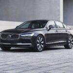 تعد سيارات فولفو من بين الخيارات الفاخرة التي تجمع بين الأداء القوي والتصميم الأنيق والتقنيات الحديثة. يبحث العديد من عشاق السيارات عن سعر سيارة فولفو 2023 - 2024 بالسعودية، بالإضافة إلى تفاصيل حول مواصفات سيارة فولفو XC90 التي توفر تجربة قيادة فاخرة وأداءً متقدماً. كما يهتم البعض بمعرفة سعر سيارة فولفو S60، وأحدث أنظمة الأمان في سيارات فولفو التي تميزها عن المنافسين. في مصر، يزداد البحث عن سعر فولفو XC40 في مصر 2024 وسعر فولفو XC90 في مصر 2024، إلى جانب التساؤل ما هو سعر فولفو 2025؟ لمعرفة ما تقدمه العلامة التجارية في المستقبل القريب. يقدم لكم الوطن كار أفضل الأسعار المتاحة لجميع أنواع السيارات بالوطن العربي. سعر سيارة فولفو 2023 - 2024