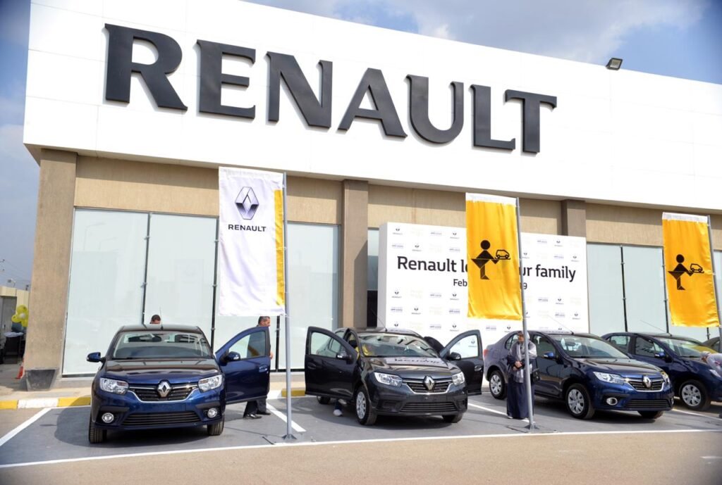 إذا كنت تمتلك سيارة رينو وتبحث عن أفضل خدمات الصيانة في القاهرة، فإليك دليل كامل حول مركز صيانة رينو بالقاهرة المعتمد، سنتعرف على عناوين وتليفونات مراكز صيانة رينو بالقاهرة بالإضافة إلى خدمات فحص محرك سيارات رينو والتكاليف المتوقعة لصيانة السيارة، كما سنوضح لك كيفية حجز صيانة لسيارتك في رينو مصر عبر الخط الساخن أو من خلال موقع غبور أوتو، في الوطن كار، سنناقش أيضا أفضل مركز صيانة رينو بالقاهرة وكيفية التعامل مع إصلاحات سيارات رينو، بما في ذلك التكلفة والعيوب المحتملة لبعض الموديلات. مركز صيانة رينو بالقاهرة