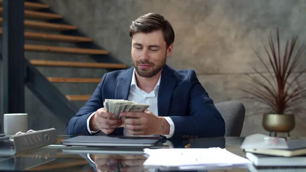 في عالم يتسارع فيه التقدم التكنولوجي، أصبح العمل الحر خيارًا جذابًا للكثيرين الذين يسعون إلى تحقيق التوازن بين الحياة المهنية والشخصية، والاستقلالية في اتخاذ القرارات، وزيادة مصادر الدخل. مع انتشار الإنترنت وتطور منصات العمل الحر، أصبح بإمكان الأفراد العمل من أي مكان، سواء كانوا في منازلهم (At home) أو في مقهى بعيد. يُعد موقع آت هوم وغيره من مواقع العمل الحر أدوات أساسية تمكّن الأفراد من تحقيق أهدافهم المهنية عبر العمل عبر الإنترنت، مما يوفر فرصًا غير محدودة لـ الربح من العمل الحر. في هذا المقال، سنستعرض أهمية العمل الحر، فوائده، التحديات التي تواجهه، وكيفية استغلال منصات العمل الحر لتحقيق النجاح المهني والمالي. العمل الحر