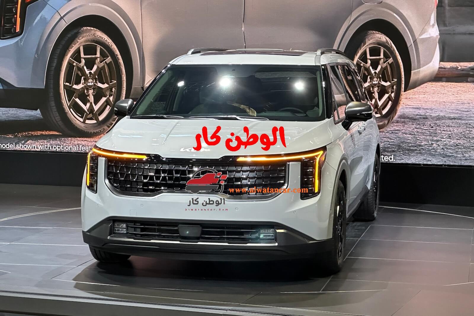 عندما يتعلق الأمر باختيار سيارة جديدة لأسرتك الكبيرة، فإن المساحة والراحة والأمان تأتي على رأس الأولويات. ومع اقتراب عام 2025، يزداد البحث عن سيارات عائلية 7 ركاب 2025 التي تلبي هذه الاحتياجات الأساسية بكفاءة وثقة. أصبح السوق يعج بالخيارات المتنوعة التي تتنافس لتقديم أفضل تجربة قيادة للأسرة، بدءًا من سيارات الدفع الرباعي القوية وصولًا إلى سيارات الميني فان العملية. يهدف هذا الدليل إلى أن يكون رفيقك الموثوق في رحلة البحث عن السيارة المثالية، حيث نستعرض لك أبرز الموديلات ومواصفاتها لمساعدتك على اتخاذ قرار مستنير يضمن راحة وسلامة عائلتك في كل رحلة. كيا كارنيفال 2025 السعودية