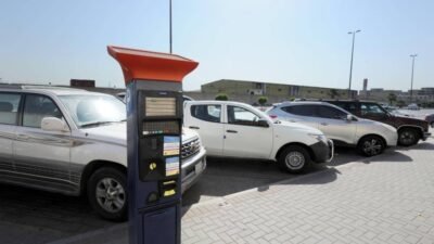 في قلب عاصمة المملكة النابضة بالحياة، الرياض، قد يمثل العثور على موقف لسيارتك تحديًا يوميًا يواجه الكثيرين. مع التوسع العمراني وازدياد أعداد السيارات، أصبح حجز مواقف سيارات الرياض ضرورة لا غنى عنها لتوفير الوقت والجهد وتجنب عناء البحث الطويل. ولحسن الحظ، ظهرت تطبيقات ذكية وحلول تقنية مبتكرة حولت هذا التحدي إلى مهمة سهلة وبسيطة يمكن إنجازها ببضع نقرات على هاتفك. يستعرض هذا المقال أسهل وأفضل التطبيقات والوسائل المتاحة لحجز موقفك مسبقًا، مما يضمن لك تجربة سلسة ومريحة في شوارع الرياض المزدحمة. حجز مواقف سيارات الرياض