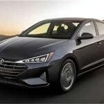 تستعد هيونداي لإعادة تشكيل توقعاتك عن سيارات السيدان، وتضع معيارًا جديدًا من خلال طرازها القادم. إن سيارة هيونداي النترا 2025 مصر ليست مجرد تحديث، بل هي رؤية جديدة تجمع بين التصميم الهندسي الحاد والتكنولوجيا التي تخدمك مباشرة. لمن يبحث عن خيار موثوق وعصري، تقدم النترا الجديدة حزمة متكاملة تتجاوز المظهر الخارجي. إنها مصممة لتكون شريكًا يوميًا يعتمد عليه، حيث تمثل استثمارًا واضحًا في الأداء، الكفاءة، والأمان، وتثبت أن التميز لا يحتاج إلى تعقيد، بل إلى وضوح في الهدف وقوة في التنفيذ. هيونداي النترا 2025 مصر